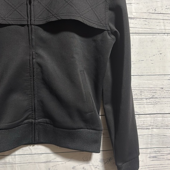 Zyia black mesh primo activity jacket NWT - Picture 2 of 5